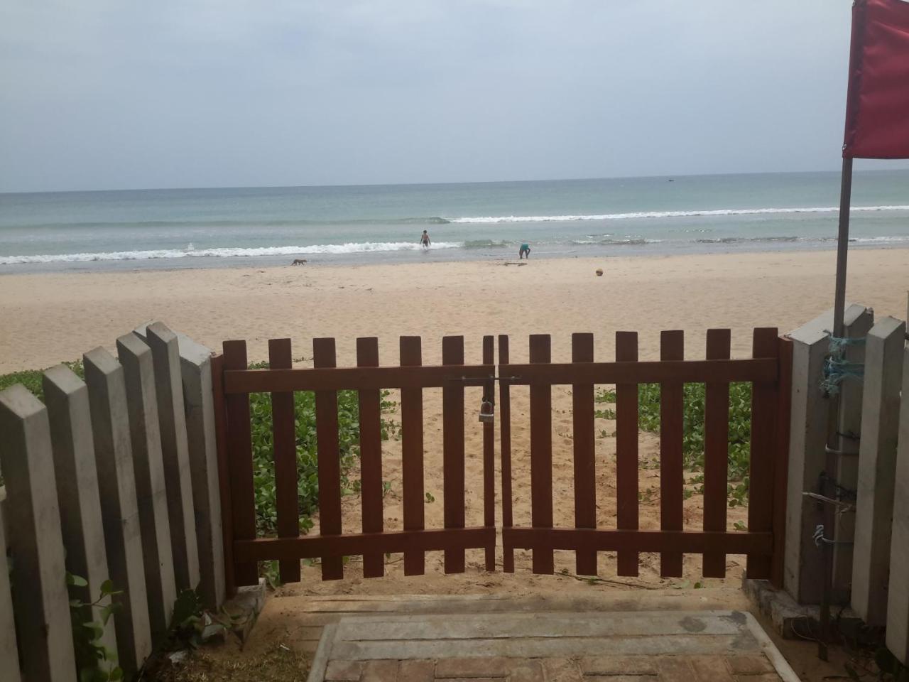 Llh 1G2 Nilaveli Ocean Front Condos Экстерьер фото