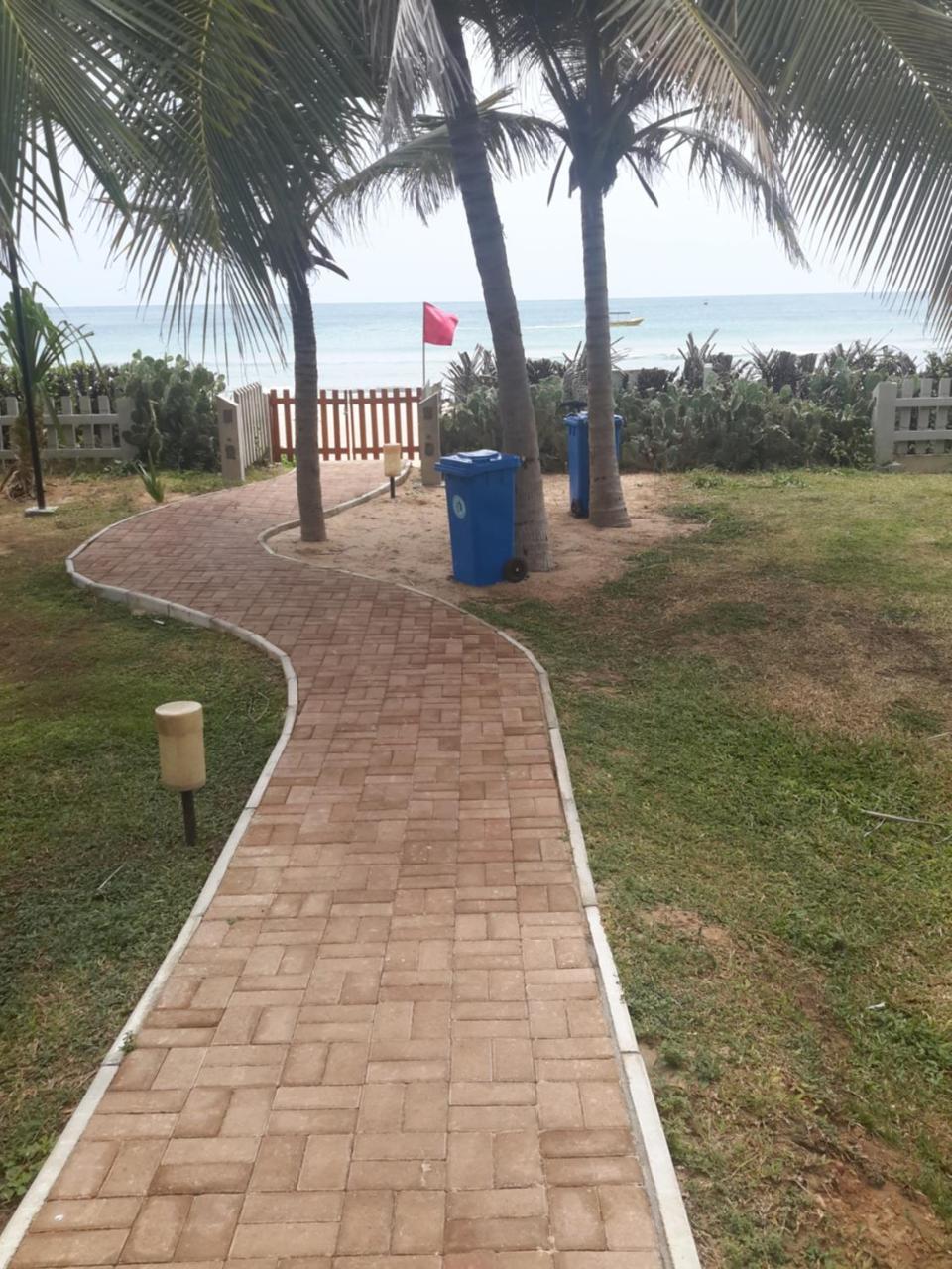 Llh 1G2 Nilaveli Ocean Front Condos Экстерьер фото
